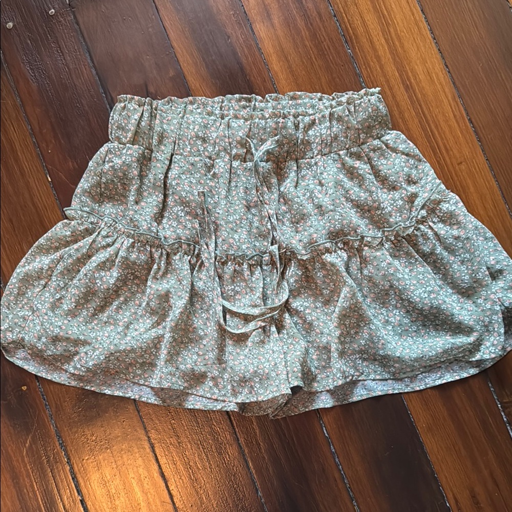Altar'd State Floral Mini Skort - Green and White
